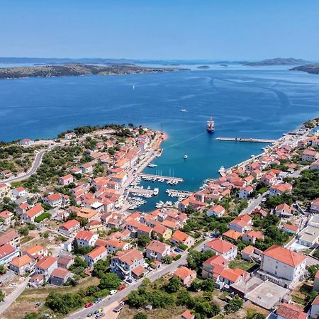 Apartments By The Sea Sali, Dugi Otok - 8121 Exterior photo